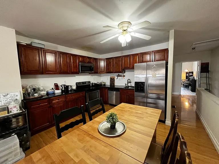 425 N Preston St — Photo 9