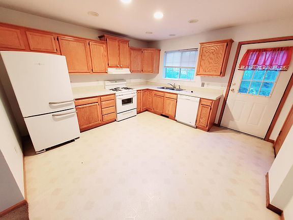 2nd image of 4835 Plainfield Ave NE