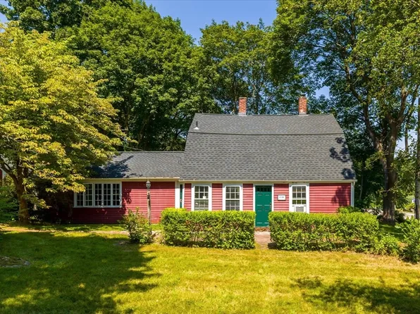 39 Worcester St, Grafton, MA 01519