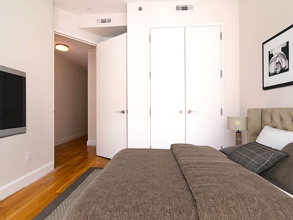 4th image of 88 S 1st St APT 2A