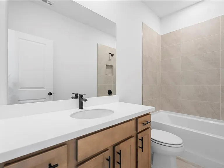 1042 Winding Branch Dr — Photo 44