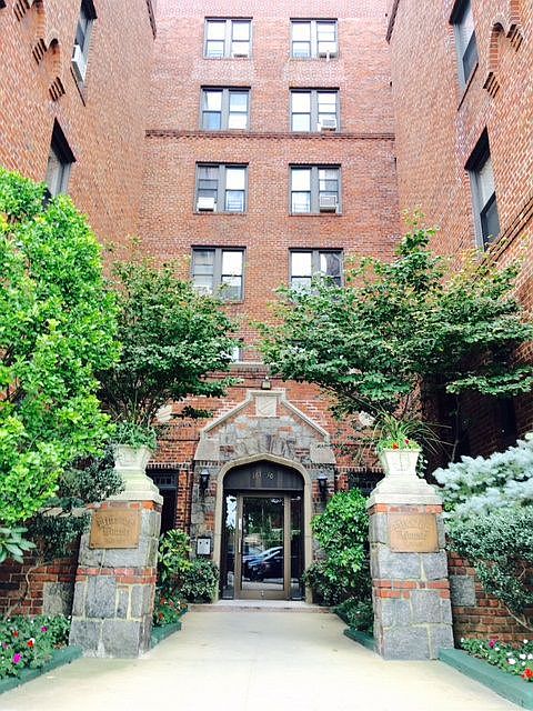 1st image of 16710 Crocheron Ave APT 1J