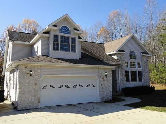 2nd image of 1382 Mozart Ln