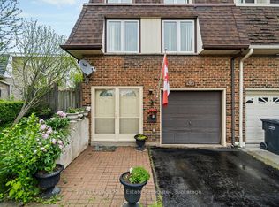 4353 Brandon Gate Dr, Mississauga, ON L4T3K6