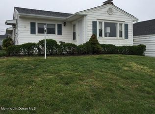 21 Washington Ave, Avon By The Sea, NJ