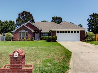 5902 Summerwood Ln, Texarkana, AR 71854