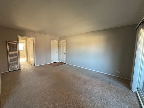 4th image of 744 Coleman Ave APT I