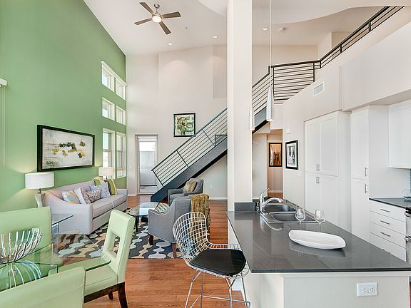 3rd image of 5200 Wilshire Blvd #573