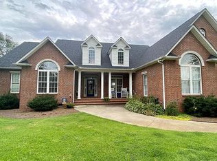 105 Pine Forest Dr, Blacksburg, SC 29702