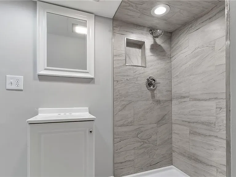 43 Jenkins St #3 — Photo 8