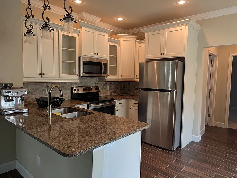 2365 NW 33rd Pl — Photo 3