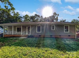 7707 Pawtuckett Rd, Charlotte, NC 28214