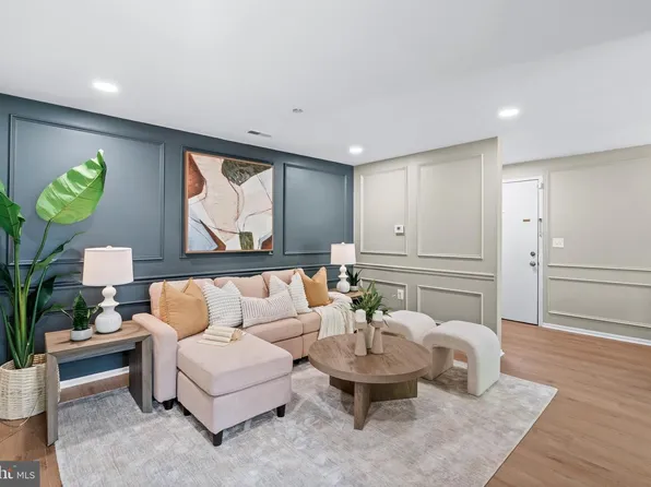 13128 Wonderland Way #22-301, Germantown, MD 20874