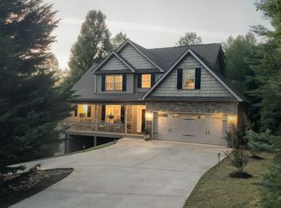 120 Copper Way, Young Harris, GA 30582