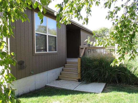 5th image of 28696 W 161st St