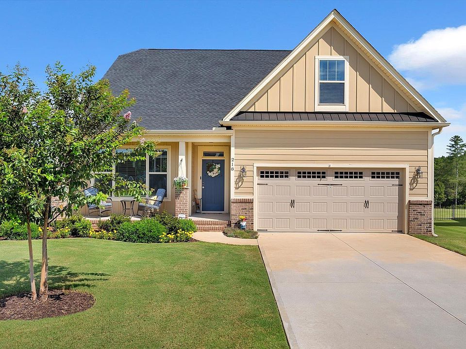 1st image of 218 Montview Cir