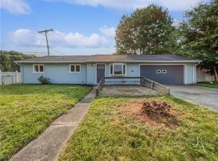 2175 Hubbard Rd, Madison, OH 44057