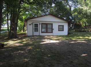 16 Gene Ave, Greenfield, MO 65661