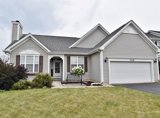 1920 Edinburgh Ln, Aurora, IL 60504