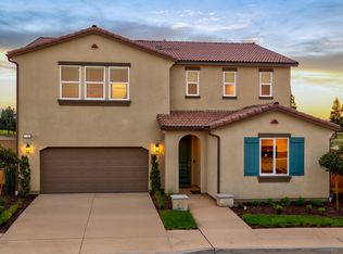 2813 E Corteza Dr, Fresno, CA 93730