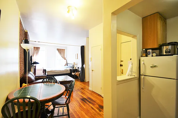 Rented by Lasri Group Inc | media 14