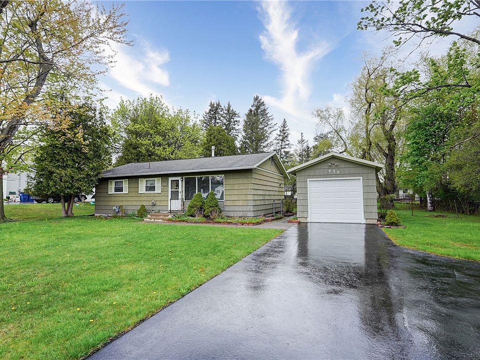 1st image of 432 Hollybrook Rd
