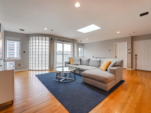 321 Adams Street image 1 of 29