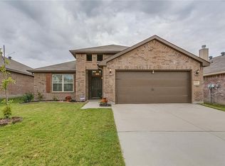 420 Haddington St, Crowley, TX 76036