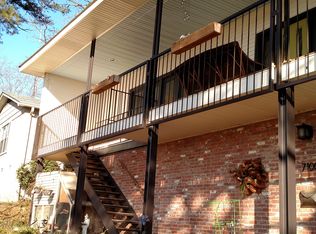 7100 Shamrock Dr, Little Rock, AR 72205