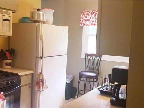 5th image of 6190 Hollybush Ln