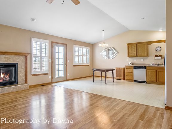 2nd image of 971 Brown Dr