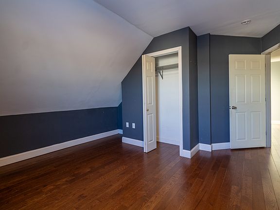 4th image of 110 Lynnfield St Floor 2