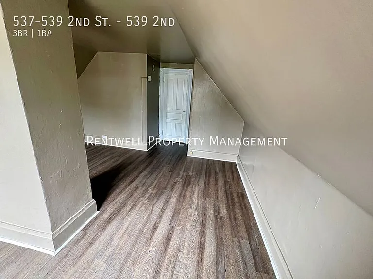 537-539 2nd St #539 2ND — Photo 17