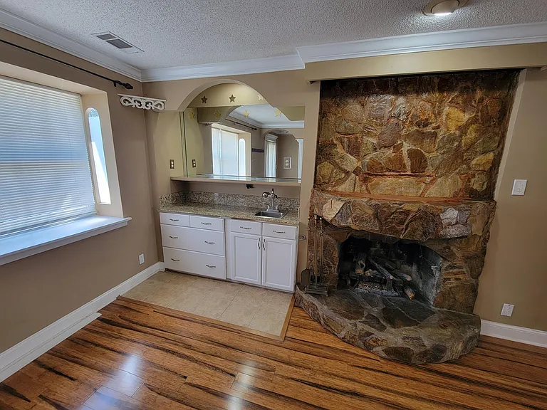 204 Brandywine Rd — Photo 7