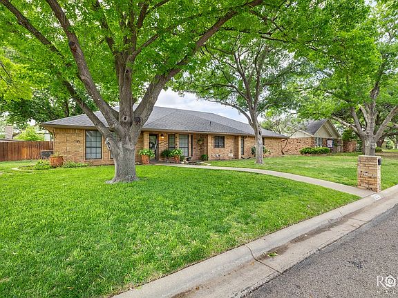3rd image of 3221 Palo Duro Dr