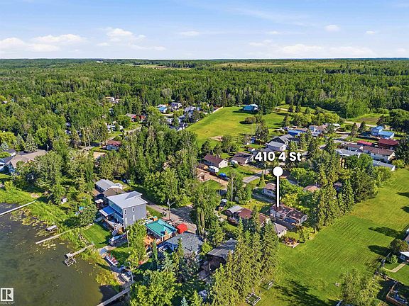 4th image of 410 4th St