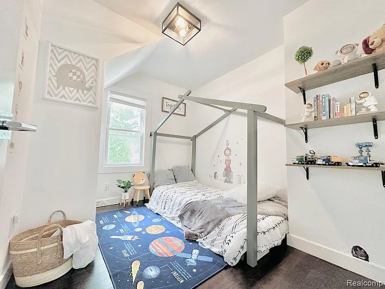 16244 Kirkshire Ave — Photo 40