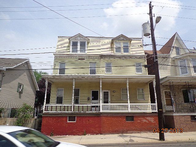 1st image of 228 Dock St