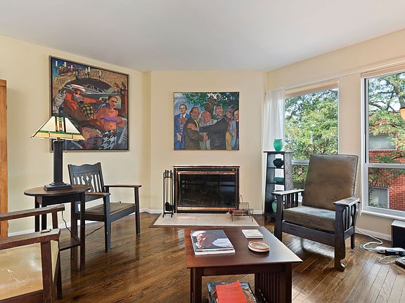 3rd image of 5400 S Hyde Park Blvd APT 15B