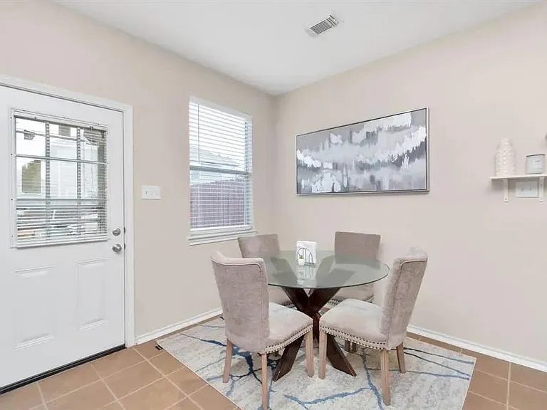 25247 Bentley Glen Ln — Photo 5