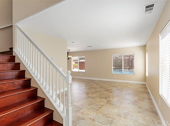 5th image of 39288 Cardiff Ave