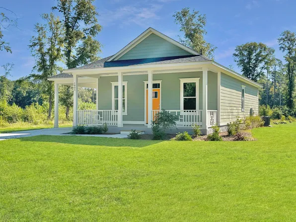 1805 Gordon Rd, Summerton, SC 29148