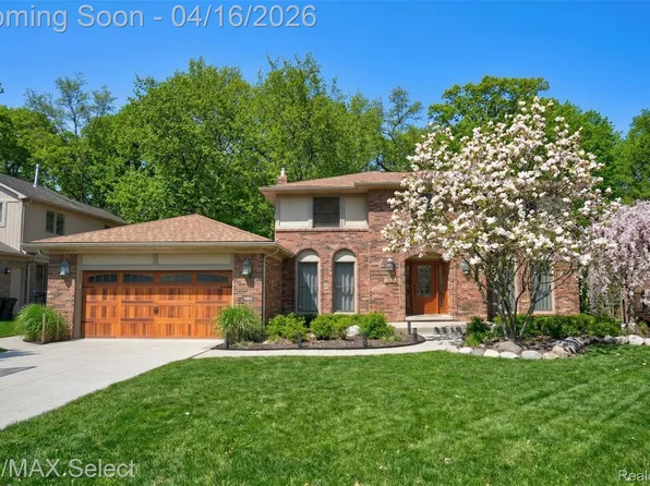 1826 N Fairview Ln, Rochester Hills, MI 48306