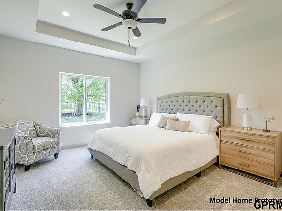 5th image of 9447 Linwood Pl