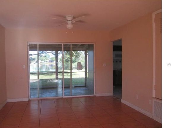 5th image of 1269 Fieldstone Ave