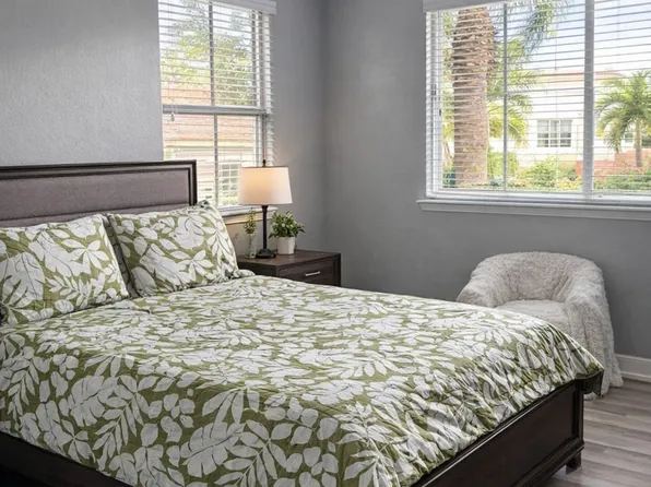 9901 Baywinds Dr, Royal Palm Beach, FL