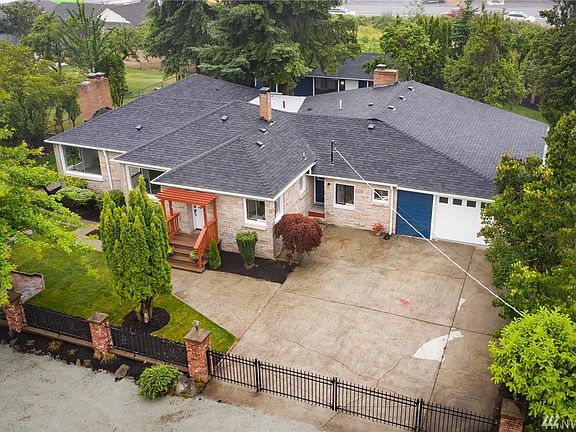3rd image of 11025 Occidental Ave S