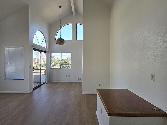 4th image of 2053 Garnet Ave APT 1