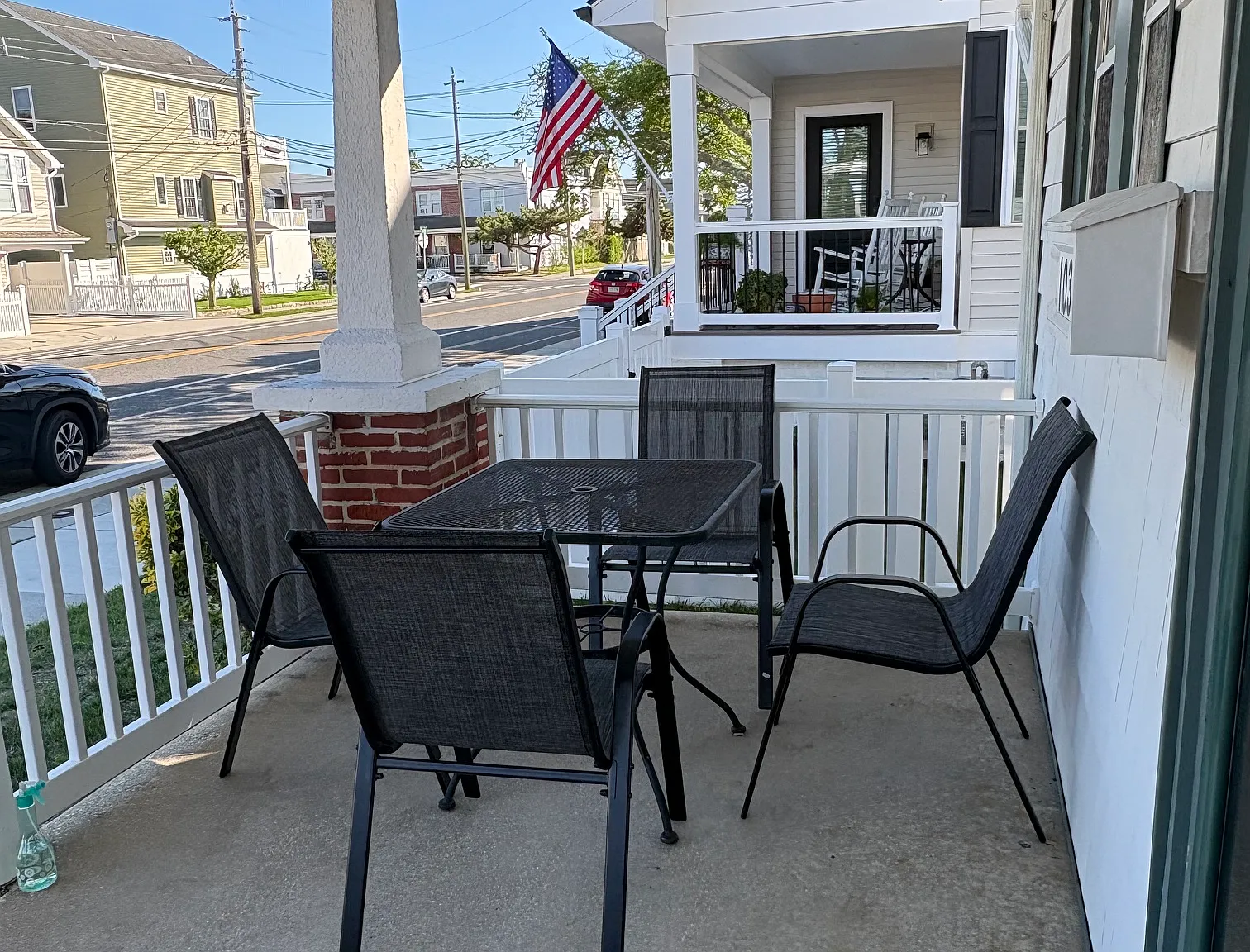 3 bed, 1400 sqft, $2,000 — Photo 3