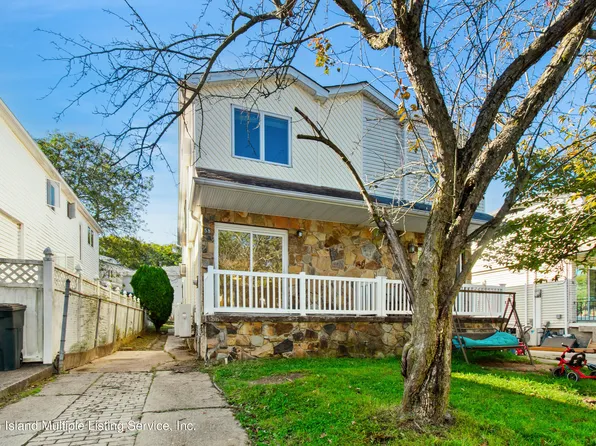 58 Roanoke St, Staten Island, NY 10314